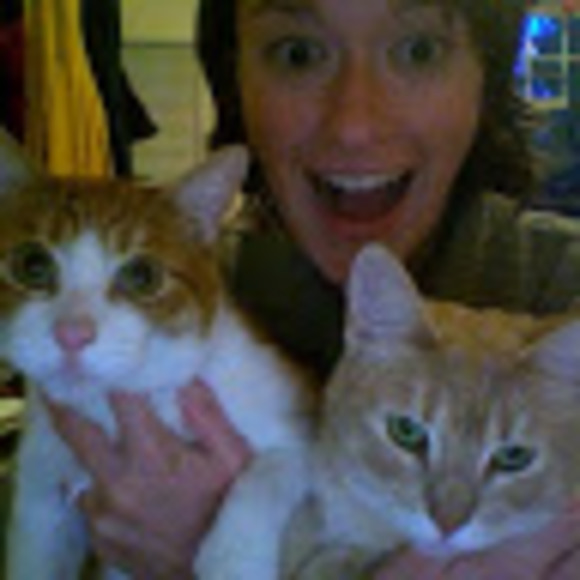 Meet your Posher, Mackie - Picture 1 of 1